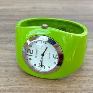 KESSARIS lime green metal clamper watch
